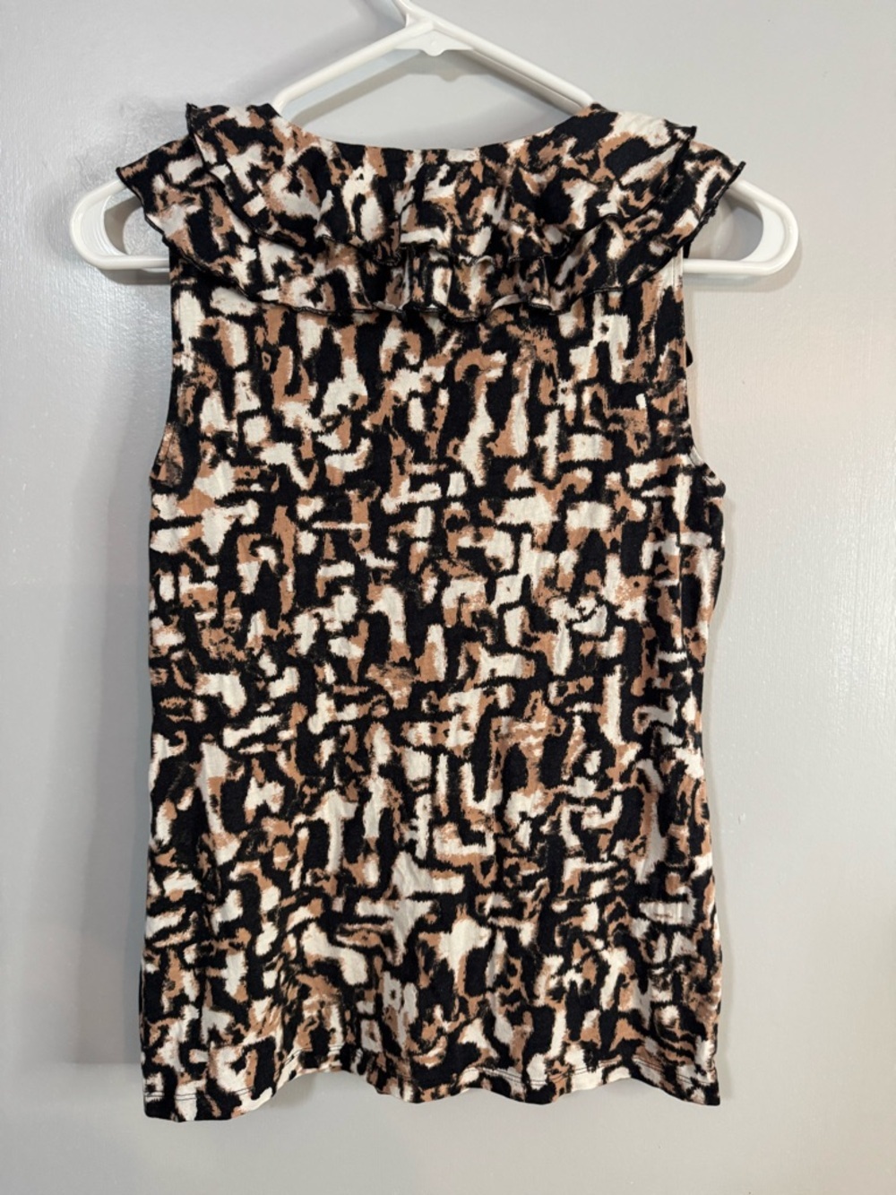 5/$32 Ann Taylor Animal Prints Sleeveless Top Size Small - Picture 2 of 7